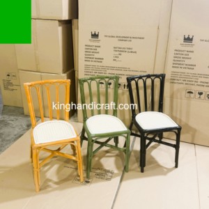 Chaises en rotin faites à la main pour enfants, idéales pour mariages, fêtes d'anniversaire, événements, baby showers et décorations de location pour fêtes. - Product Image 2