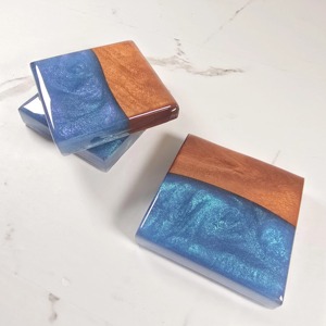 Sous-verres en bois et résine époxy de qualité supérieure, sous-verres en bois avec bord en résine pour boissons chaudes, sous-verres en bois et résine très vendus avec support - Product Image 6