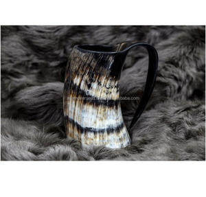 Mug en corne de bœuf naturelle, fait main, poli - Product Image 2