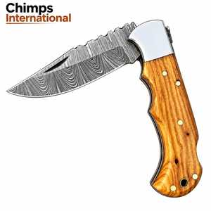 Couteau pliant artisanal pour la chasse et le camping, lame en acier Damas, manche en bois d'olivier - ODM/OEM personnalisable, couteau tactique de survie en plein air - Product Image 5