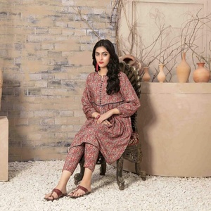Belle élégante tenue décontractée en lin 2 pièces femmes bouton imprimé numérique porte quotidiennement Tawakkal Pakistan indien Volume CASUALS - Product Image 4