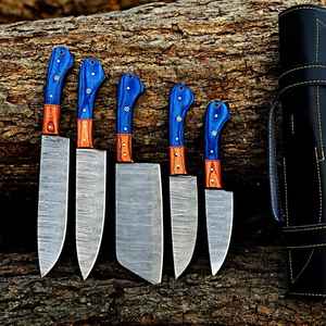 Ensemble de 5 couteaux de chef en acier Damas faits à la main avec étui, outils de cuisine de qualité supérieure, couteaux à légumes artisanaux - Product Image 1