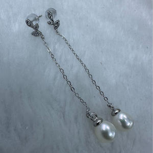 Pendientes Colgantes de Perlas de Agua Dulce de 7.5-8mm de Zhuji, Plata S925 con Detalles Delicados Franceses, Accesorios Colgantes en Forma de Gota - Product Image 1