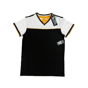 Fournisseur de t-shirts pour hommes à manches courtes, boutonnés devant, multicolores, en coton 98% et élasthanne 2%, 200 GSM, fabriqués au Bangladesh. - Product Image 3