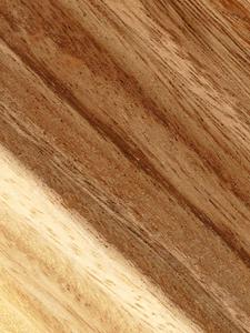 Planche à découper moderne avec grand trou de préhension, bords arrondis lisses, surface compatible avec les couteaux, idéale pour couper, servir et décorer - Product Image 2