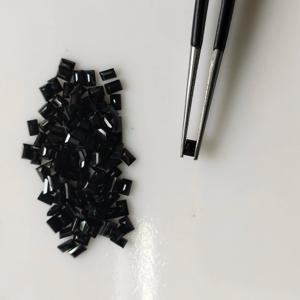 สปิเนลสีดำธรรมชาติ 3x2 มม. ทรงบาแกตต์ คุณภาพดีที่สุด พลอยหลวมสำหรับทำเครื่องประดับ รีดดิ้งเมาน์เทน เจมส์ อิน - Product Image 1