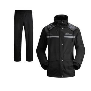 Conjunto de Chaqueta y Pantalones Cortavientos Estilo Outdoor para Hombre, Combinación Más Vendida, Ideal para Senderismo, Caminatas y Viajes - Product Image 1