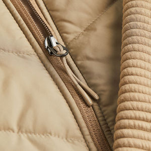 Chaqueta Acolchada Reversible de Alta Calidad para Mujer, Chaqueta de Plumón Ligera y Cálida para Invierno, con Logotipo Personalizado al por Mayor - Product Image 6