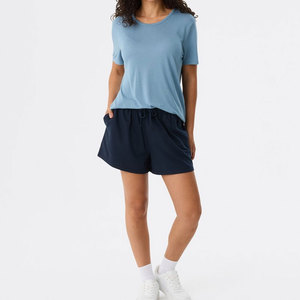 กางเกงขาสั้นแฟชั่นทันสมัย Rae ให้ความรู้สึกสบาย ระบายอากาศได้ดี เหมาะสำหรับใช้ในชีวิตประจำวัน กางเกงขาสั้น Rae สำหรับวันสบายๆ - Product Image 3