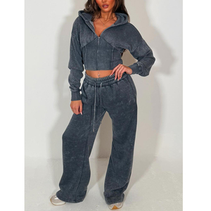 Conjunto Premium de Sudadera Corta y Pantalones Jogger para Mujer, con Lavado Ácido, 100% Algodón Tejido, Sudadera Corta con Cremallera y Pantalones Jogger Lavados - Product Image 1
