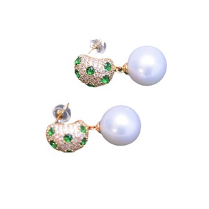 Boucles d'oreilles en argent S925 rondes blanches de 11-12 mm de Zhuji Danshui, lumière intense, faibles défauts, design élégant de Lovepearls - Product Image 5
