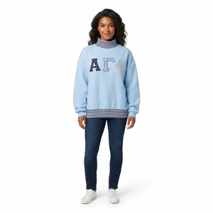 Sweat-shirt à col roulé surdimensionné pour femme, couleur crème, avec imprimé Zeta Chi Pi et ourlet rayé, pour l'automne - Product Image 2