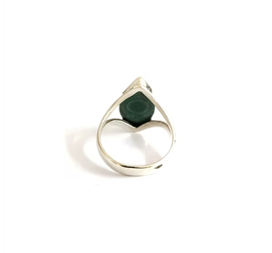 Anillo de malaquita de diseño moderno y elegante, hecho en plata de ley, banda sencilla, joyería, regalo de boda para ella. - Product Image 4