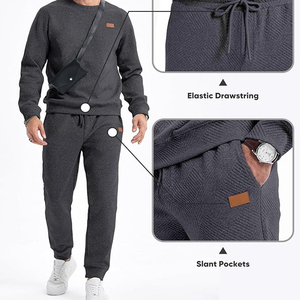 Conjunto Deportivo de Invierno para Hombre, Talla Grande, Cuello Redondo, Poliéster/Algodón, Diseño Personalizable, Transpirable - Product Image 4