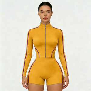 2026 Custom Women's Sports Suit Manufacturer Color-blocked Sport Jacket and Shorts Summer Two-Piece Fitness Yoga Outfit - Product Image 3