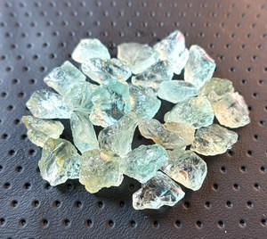 Aigue-marine naturelle brute, cristal brut, pierre précieuse non taillée, pierre en vrac pour la fabrication de bijoux, fournisseur en gros - Product Image 3