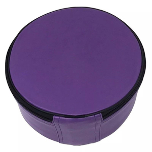 Estuche para Gorra de Caballero Templario Personalizado, en Cuero Morado con Interior Negro y Asas Plateadas, en Venta - Product Image 2