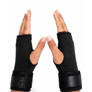Protector de Manos de Cuero de Alta Calidad Premium, Soporte para Muñeca Transpirable, Ecológico, Ligero, Suave, Flexible y Seguro - Product Image 2