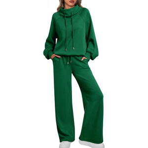 Survêtement en polaire pour femmes d'hiver |   Ensemble de vêtements de sport épais et chauds |   Ensemble de survêtement et de jogging 2 pièces pour temps froid - Product Image 1