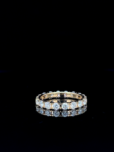 Anillo de Eternidad Brillante de Oro de 18 Quilates Lleno de Diamantes Naturales de 3.50 Quilates, Perfecto para Compromisos Nupciales y Joyería para Fiestas - Product Image 3