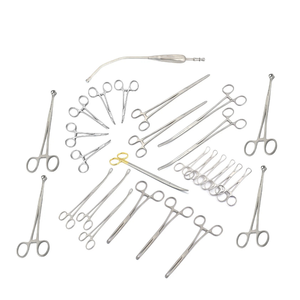 Juego de 30 Instrumentos Quirúrgicos Veterinarios |   Kit de tijeras quirúrgicas y pinzas hemostáticas mixtas con bloqueo |   Acero Inoxidable Alemán Reutilizable - Product Image 4