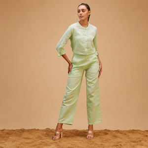 Ensemble coordonné en lin vert, col mandarin, sans manches, coupe droite, décontracté, respirant, tissé, couleur unie, ourlet droit, naturel, pour le printemps - Product Image 3