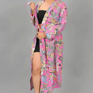 Robe de nuit rose pour femme, imprimé floral, vente en gros, tenue de plage, style hippie et bohème, robe de bain longue, peignoir sexy, kimono - Product Image 2