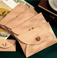Mini-enveloppes en papier kraft brun avec fermoir en forme de cœur, personnalisables pour cartes cadeaux, cartes professionnelles et cartes de notes