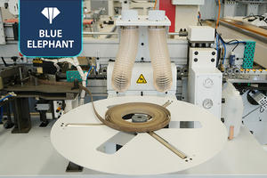 เครื่องจักรงานไม้แบบอัตโนมัติเต็มรูปแบบสำหรับติดขอบแผ่นไม้ พร้อมระบบกัดแต่งขอบล่วงหน้า 45 องศา สำหรับตู้ ไม้อัด แผ่นไม้เทียม และเฟอร์นิเจอร์ - Product Image 6