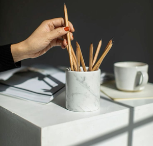 Hot Selling Round Shape White marble <b>Pen</b> <b>Holder</b> <b>Desktop</b> Accessories <b>Pen</b> Pencil Storage Crafts For Home Office Use - Product Image 1