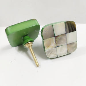 Vente en gros Bouton de porte de luxe en nacre forme carrée avec bords arrondis Design moderne pour intérieur armoires tiroirs armoire - Product Image 3