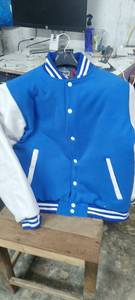 เสื้อแจ็คเก็ตวาร์ซิตี้สีน้ำเงินสำหรับผู้ชาย รุ่น CUSTOM SF 198 ทรงปกติ สไตล์ลำลอง ติดกระดุมแบบปกปิด คอตั้ง ผ้าวูล/วิสโคส เหมาะสำหรับฤดูหนาว - Product Image 5