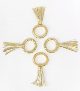 ที่ใส่ผ้าเช็ดปากแบบพู่โลหะตกแต่ง สำหรับงานเลี้ยงวันหยุดทันสมัย  แหวนผ้าเช็ดปากหนังสีทองพรีเมียม - Product Image 1