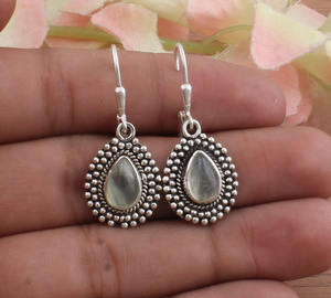 Boucles d'oreilles pendantes géométriques en argent sterling et turquoise naturelle, pierre de naissance de juin, bijoux de luxe pour femmes, vente en gros - Product Image 4