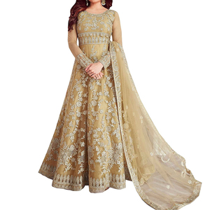 Nouvelle robe de mariée française élégante à rayures verticales unies, ornée de perles et de dentelle brodée, à prix abordable - Product Image 6