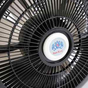 Ventilateur mural électrique haut de gamme de 16 pouces, haute vitesse, robuste, en plastique, design carré de luxe, 3 vitesses, air puissant - Product Image 2