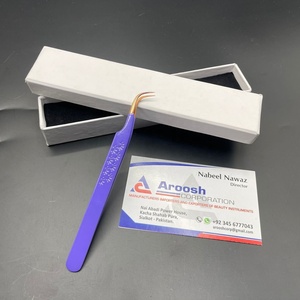 แหนบต่อขนตาปลายทองคำแบบมืออาชีพ รุ่น Black J Curve คุณภาพสูง ทนทาน ทำจากสแตนเลสสตีล ปลายเรียบ - Product Image 2