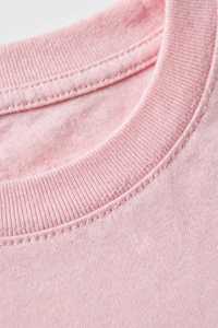 เสื้อยืดลำลองสีชมพูแขนสั้นคอกลมสำหรับผู้หญิง ลายกราฟิกพระเยซูรักคุณ - Product Image 5