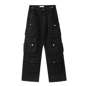 Pantalon cargo élégant pour femme, en tissu doux et léger, idéal pour les loisirs et le quotidien en extérieur. Fournisseur de vêtements en conteneurs. - Product Image 1
