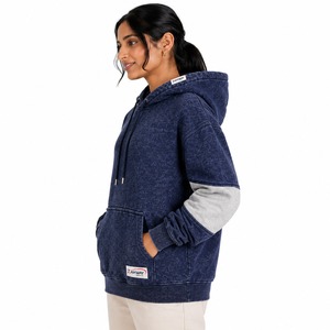 Sweat à capuche délavé pour femme, très tendance, en tissu résistant, finition vintage, coupe décontractée et poche kangourou, idéal pour le quotidien - Product Image 2