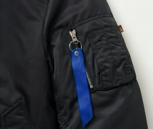 Chaqueta Bomber Negra para Hombre, Cierre de Cremallera, Color Sólido, Resistente al Viento, Ropa Exterior Informal, Cuello Camisero, Material de Poliéster - Product Image 5