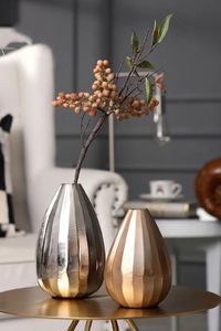 Jarrón de flores de aluminio dorado personalizado y hecho a mano para decoración del hogar y jardín, macetas para centros de mesa de eventos y bodas - Product Image 3