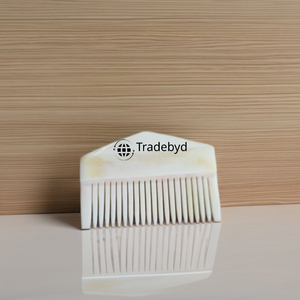 หวีผมทำมือสุดหรูจาก Tradebyd หวีสำหรับสางผมแบบมืออาชีพ อุปกรณ์ดูแลเส้นผมระดับพรีเมียม - Product Image 1