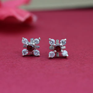 Hermosos y Elegantes Pendientes Cuadrados de Granate Rojo Hechos a Mano, Pendientes de Plata de Ley 925 con Piedras Preciosas para Mujeres y Niñas - Product Image 3