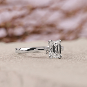 Bague de fiançailles Esme en or 14K 18K PLT950, diamant de laboratoire de couleur E, taille émeraude, taille EX, 1-5 carats, certifié IGI, style minimaliste - Product Image 2