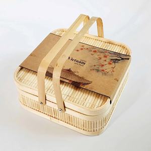 Cesta de Regalo de Lujo para las Fiestas, Caja de Regalo Cuadrada de Bambú con Asas Dobles, Cesta de Paja Tejida, Estilo Picnic Premium, Caja de Presentación Festiva - Product Image 1