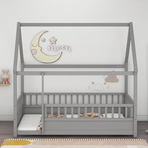 Letto a terra in legno grigio a grandezza naturale con tetto a casetta e sponde di sicurezza per bambini - Product Image 1