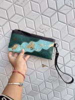 Pochette de poignet en cuir métallisé, style bohème, avec fermeture éclair, motif western gravé, pour usage quotidien