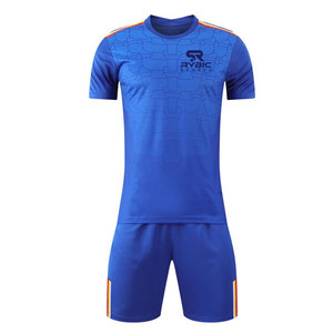 Ensemble d'uniformes de football personnalisés en gros, disponibles en différentes tailles, couleurs et styles, conçus pour les écoles, les clubs et les équipes - Product Image 1