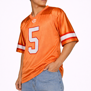 เสื้อฟุตบอลอเมริกันคุณภาพสูง 26/27 และเสื้อฟุตบอลตาข่ายสำหรับนักกีฬา เสื้อฟุตบอลแบบระบายอากาศได้ดีสำหรับผู้ชาย OEM USA - Product Image 5